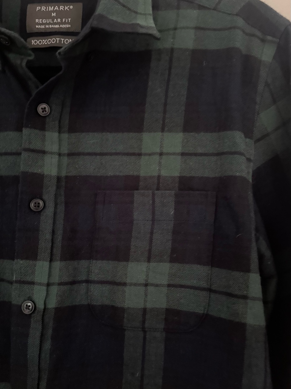 Primark Men’s Regular Fit Flannel Button Down Shirt - Green & Navy Plaid (M) - Picture 6 of 8